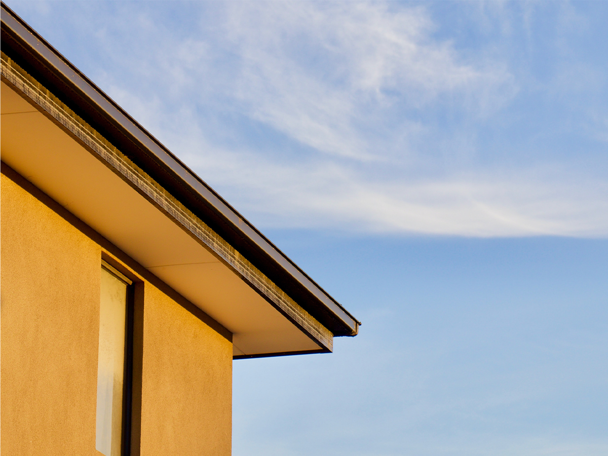 missing gutter on house